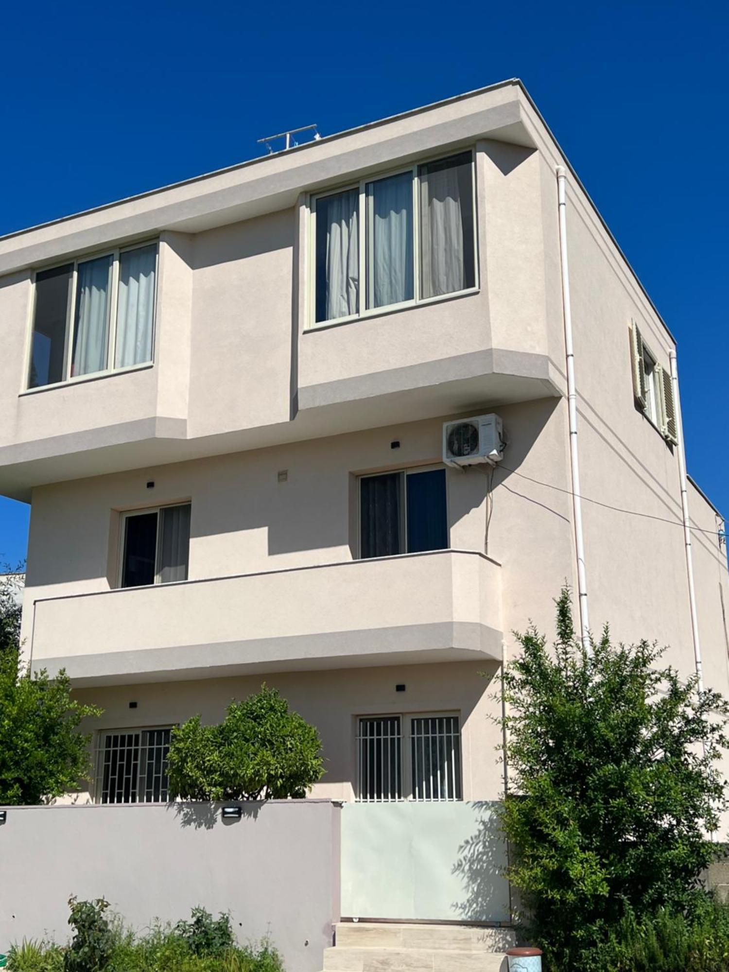 Guest House Sala Durres Exterior photo